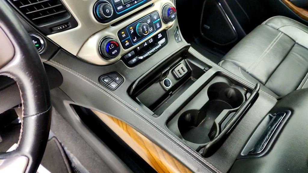 Used 2020 Dark Sky Metallic GMC 4WD 4dr Denali image 17