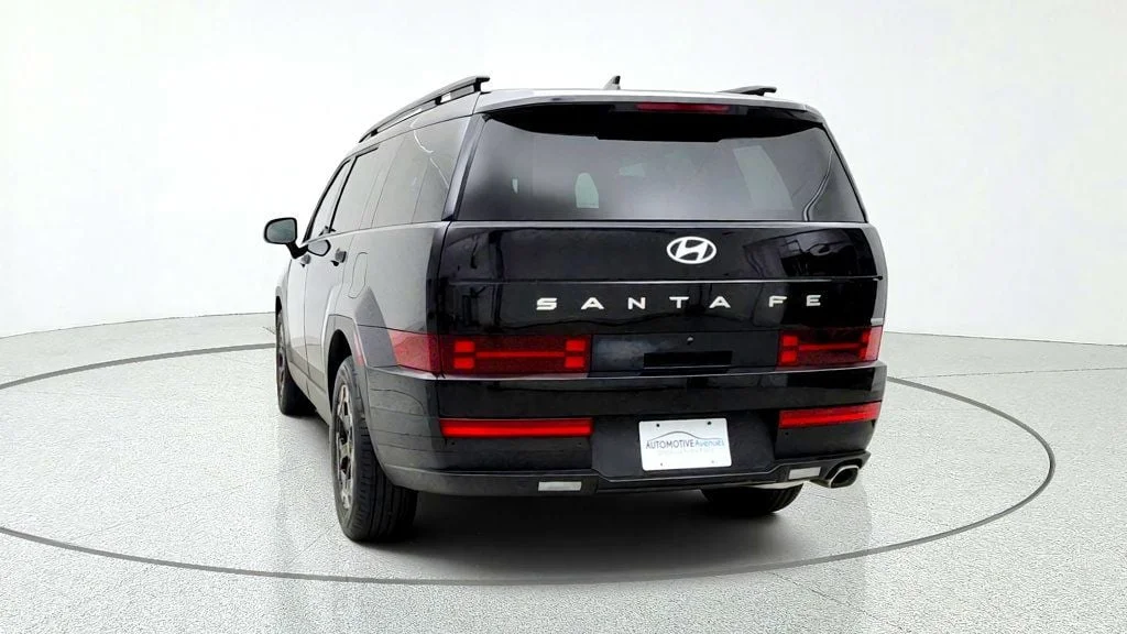 Used 2025 Phantom Black Hyundai SEL AWD image 6