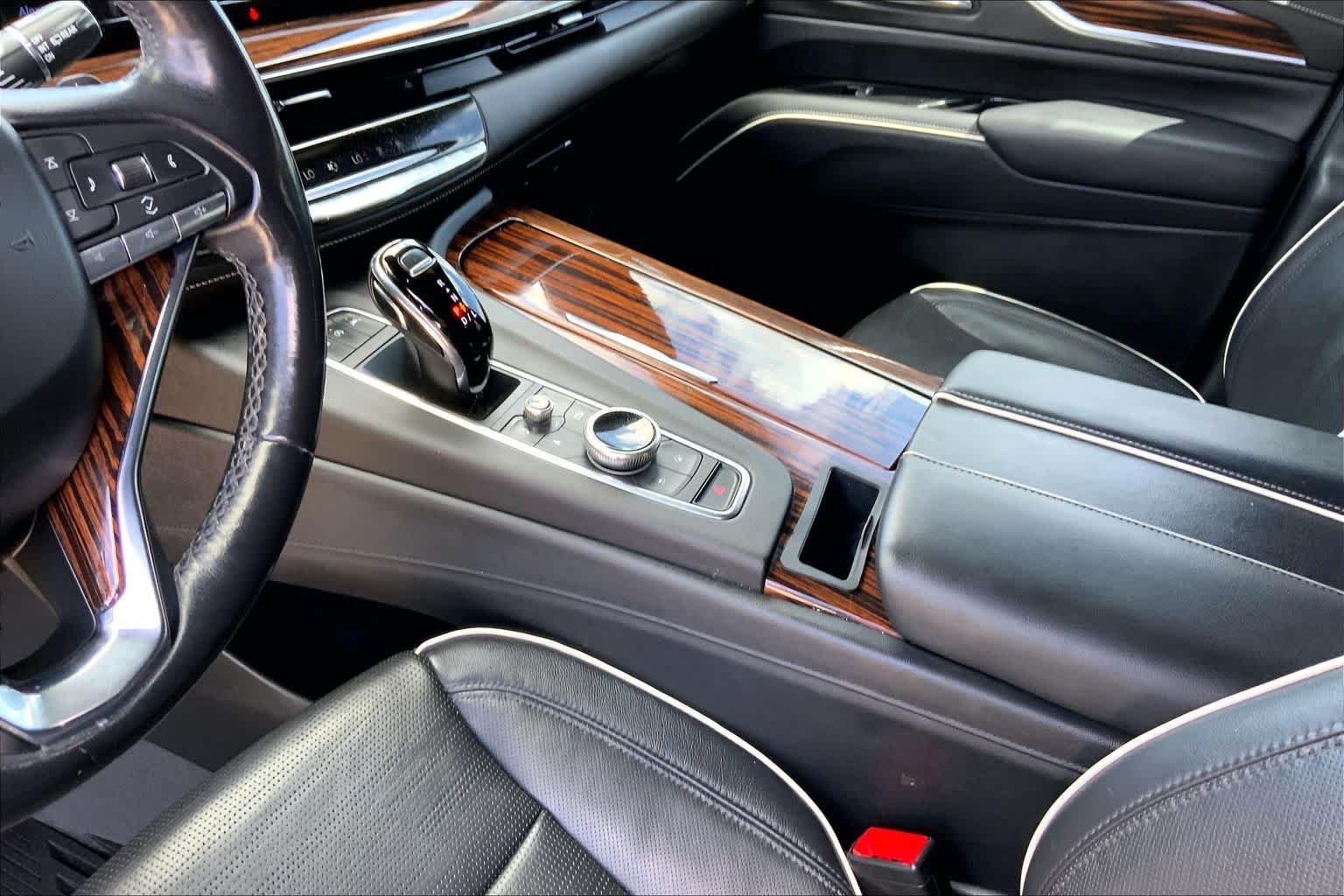 Used 2022 Satin Steel Metallic Cadillac Premium Luxury image 17