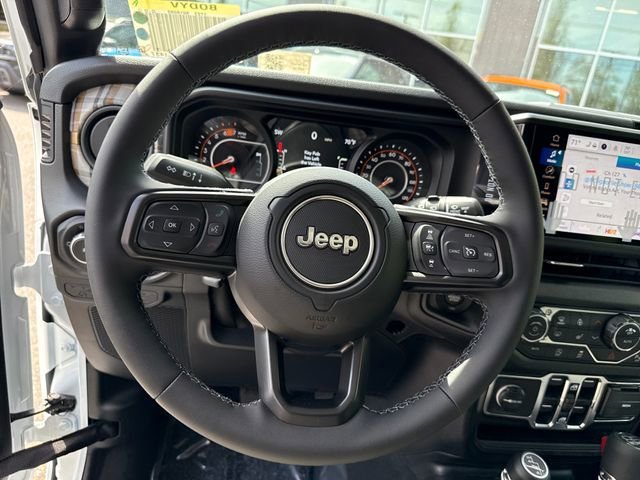 New 2026 Bright White Clear-Coat Exterior Paint Jeep 85th Anniversary Edition image 18