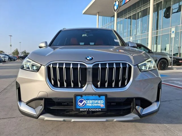 Used 2024 Silver BMW xDrive28i image 2