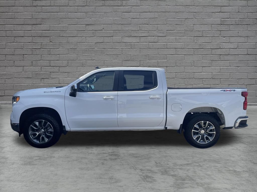 New 2026 Summit White Chevrolet LT (2FL) image 5