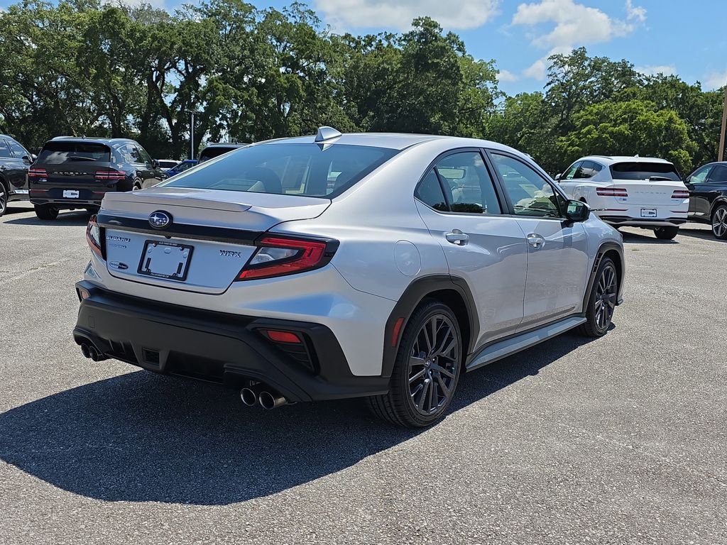 Used 2024 Ice Silver Metallic Subaru Premium image 8