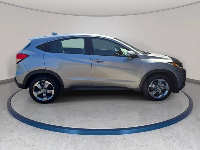 Used 2019 Silver Honda LX image 5