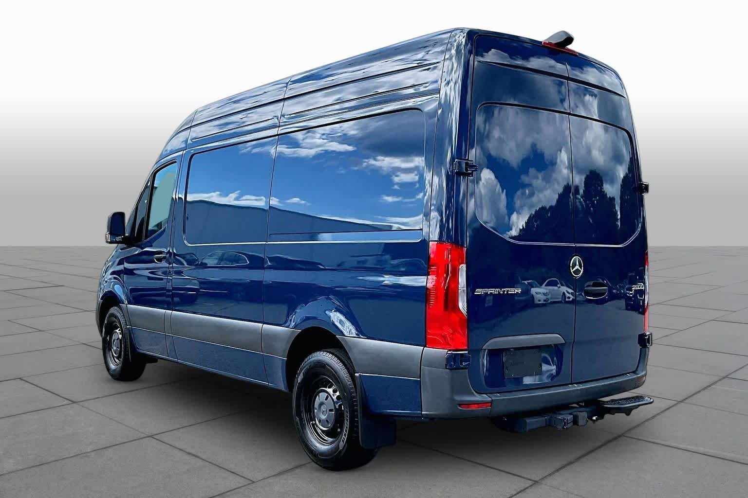 Used 2024 Steel Blue Mercedes-Benz  image 12