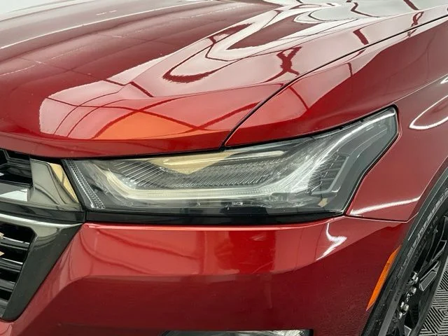 Used 2022 Red Chevrolet Premier image 27