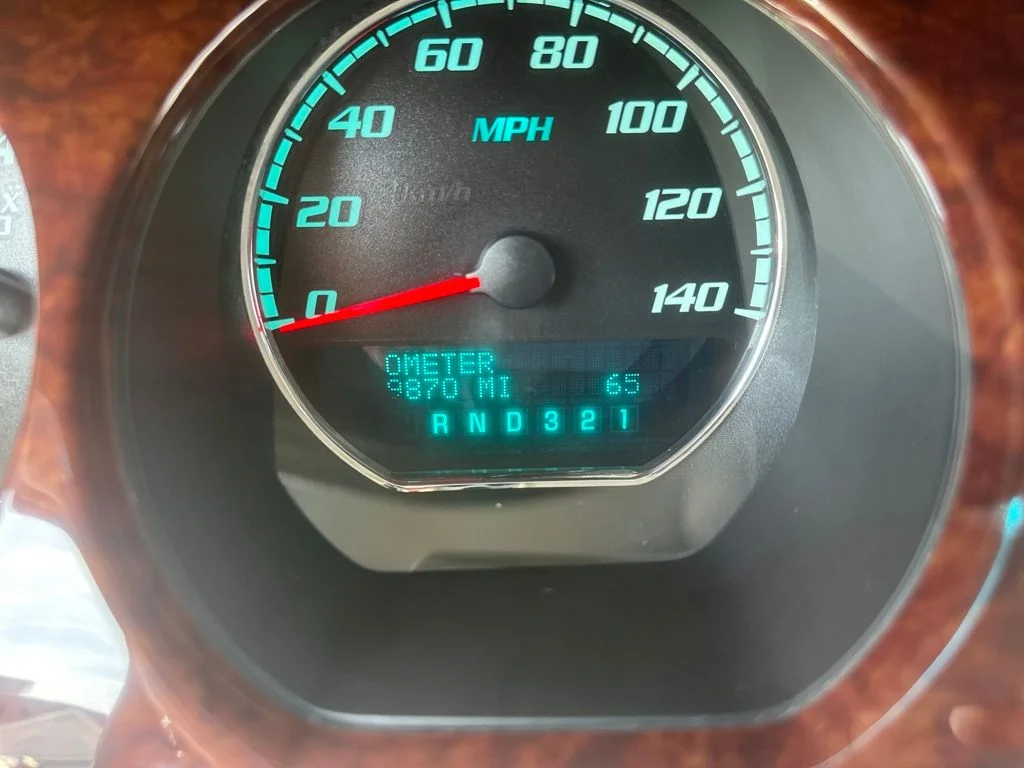Used 2010 Silver Buick CXL Premium image 27