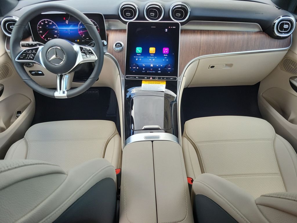 New 2026 White Mercedes-Benz GLC 300 image 12