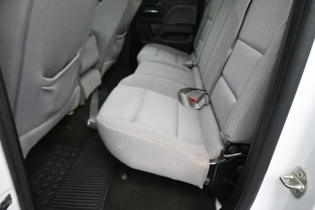 Used 2016 White Chevrolet Custom image 26