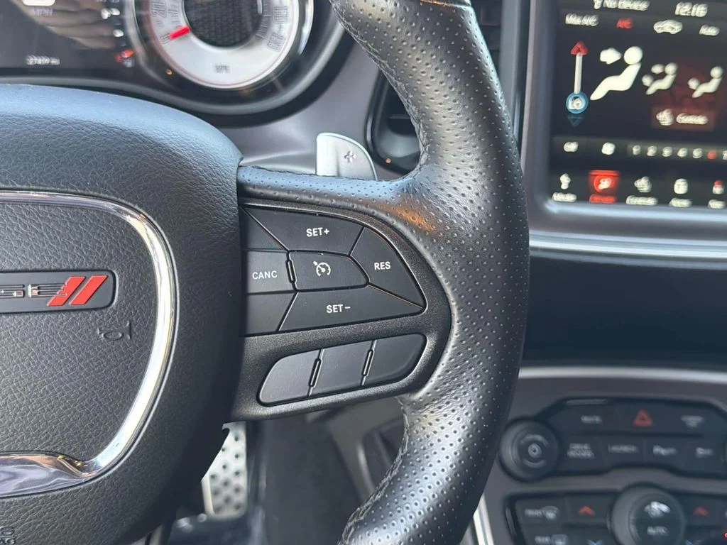 2022 Dodge Challenger R/T - Photo 12