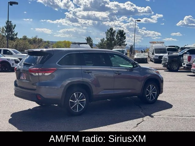 Used 2017 Gray Toyota XLE image 5