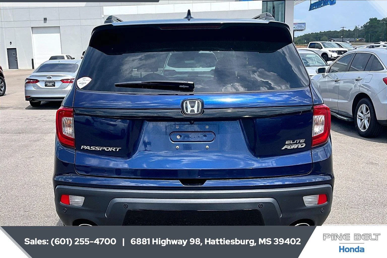 Used 2019 Obsidian Blue Pearl Honda Elite AWD image 4