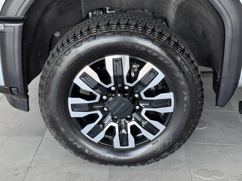 Certified Used 2025 Sterling Metallic GMC Denali Ultimate image 4