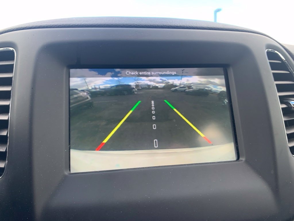 Used 2019 White Jeep Latitude image 12