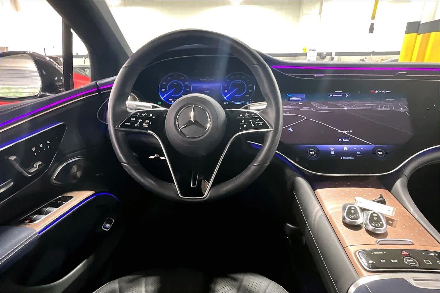 Certified Used 2024 Graphite Grey Metallic Mercedes-Benz EQS 450+ image 5