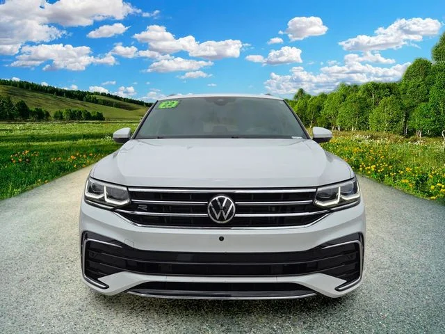 Certified Used 2022 White Volkswagen 2.0T SEL R-Line image 8