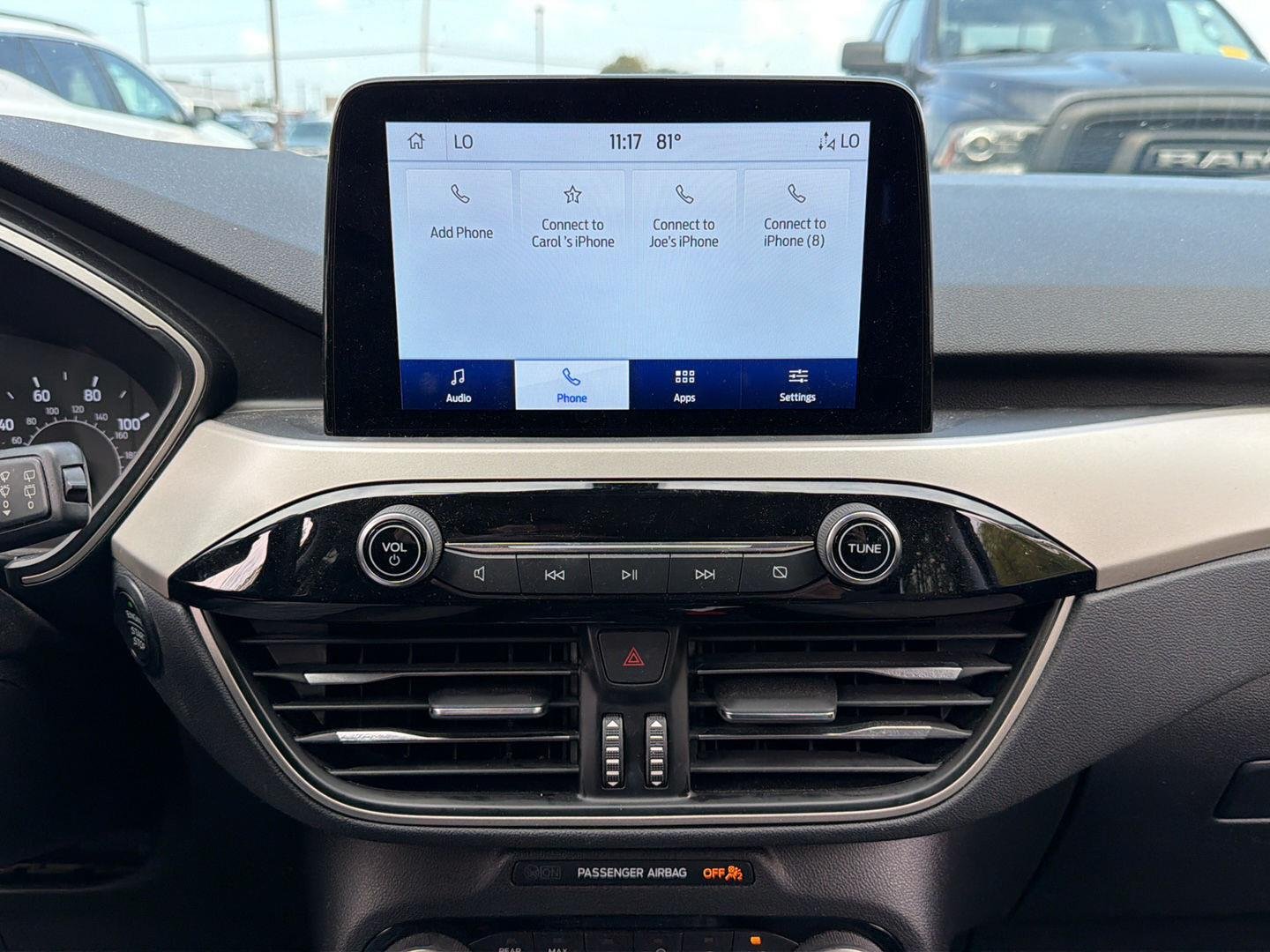 Used 2022 Iced Blue Silver Ford SE image 17