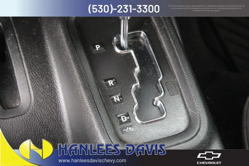 Used 2018 White Jeep Sport image 16
