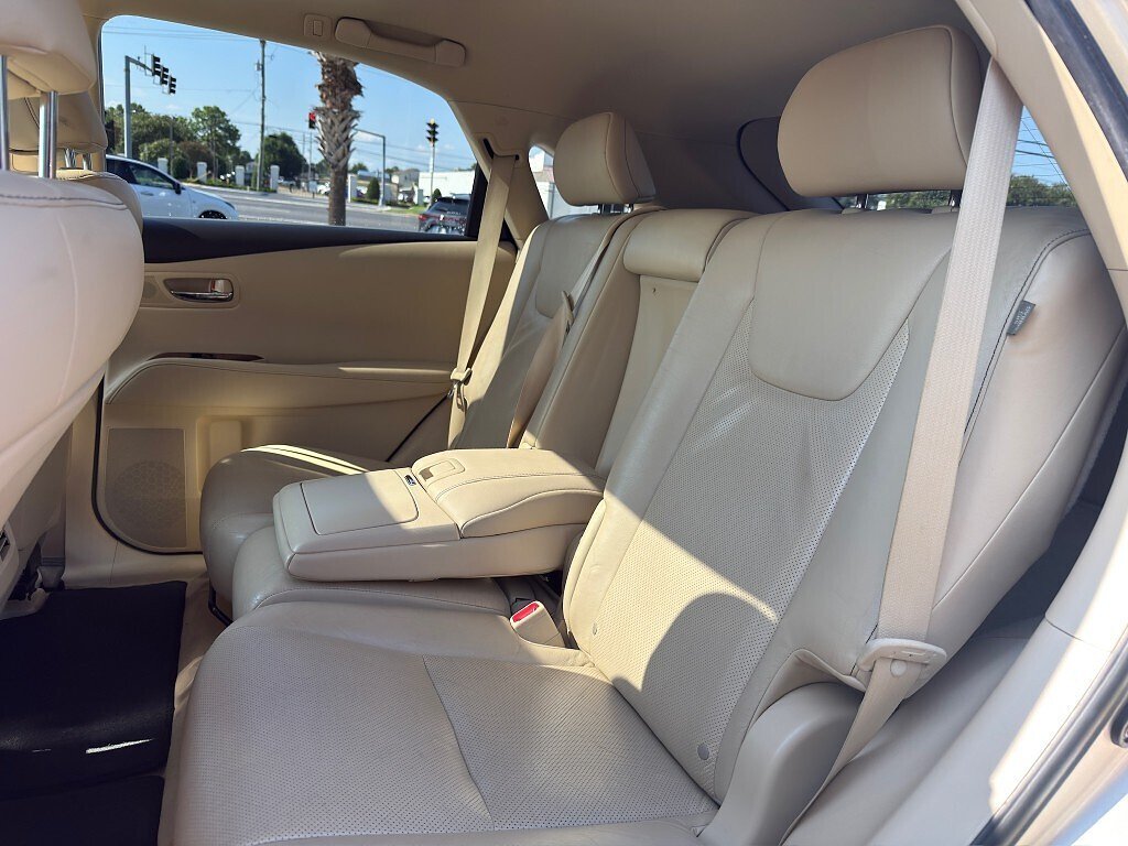 Used 2014 BEIGE Lexus 4dr SUV image 11