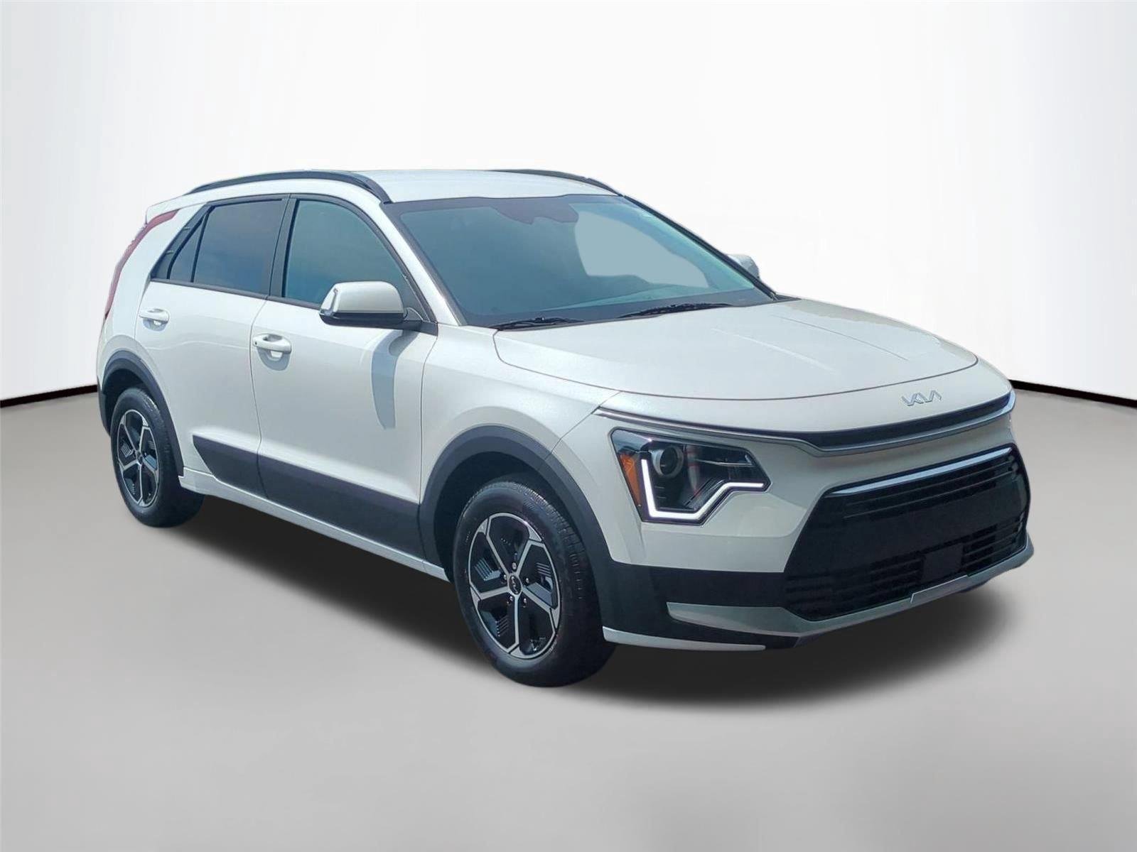 New 2026 Snow White Pearl Kia EX image 7