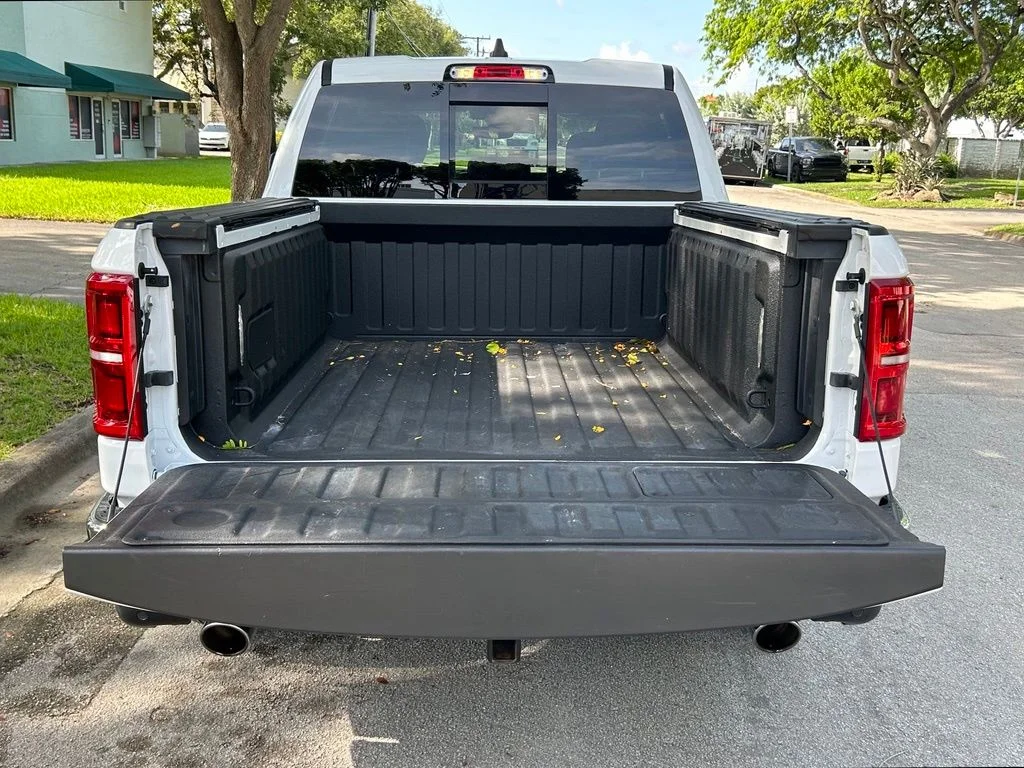 Used 2025 White Ram Limited image 43