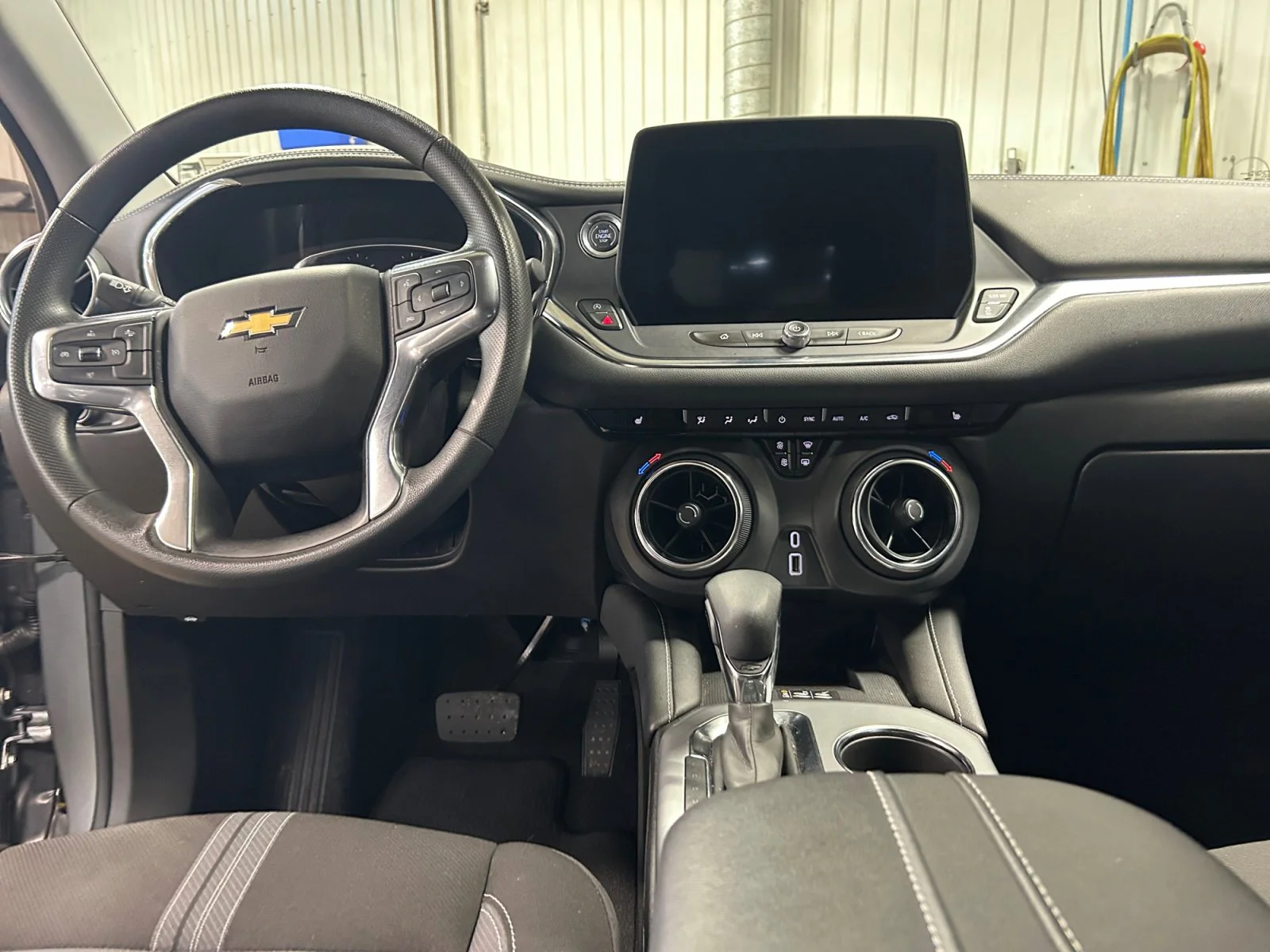 Used 2025 Gray Chevrolet LT AWD image 19