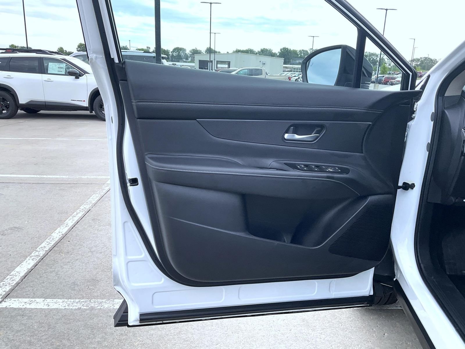 Certified Used 2025 White Nissan SV image 10