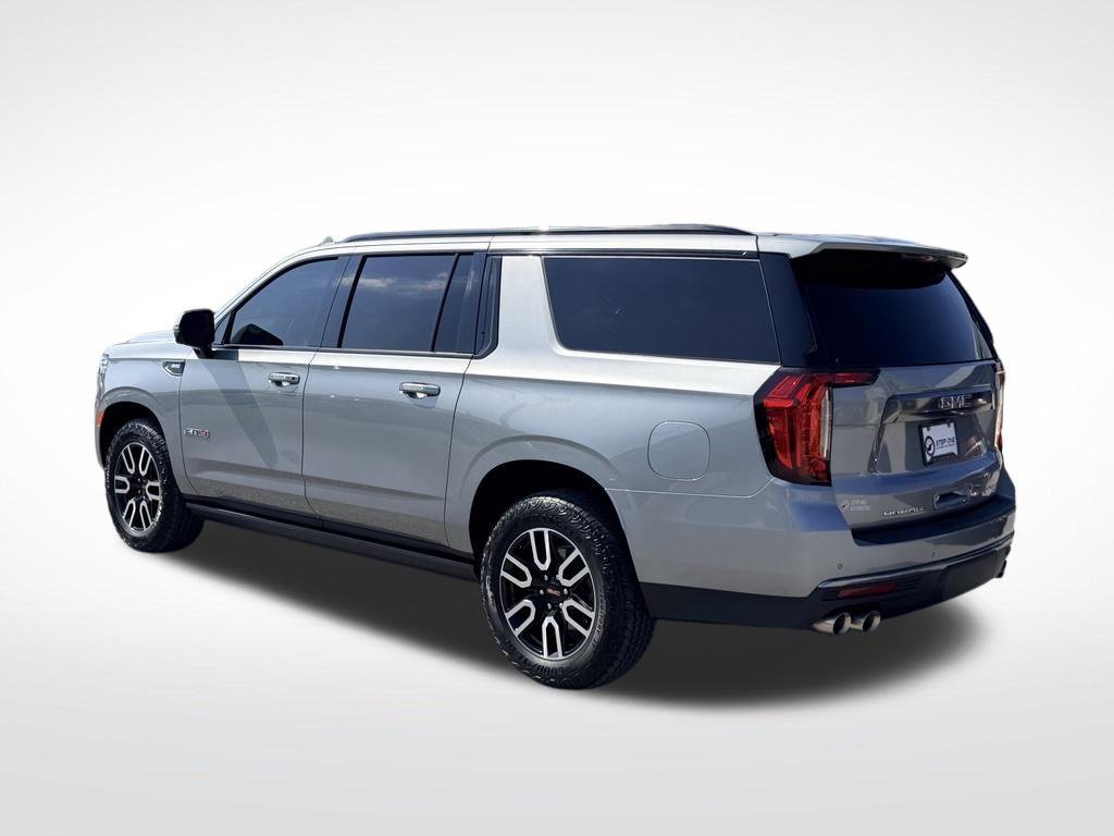 Used 2024 Sterling Metallic GMC AT4 image 5