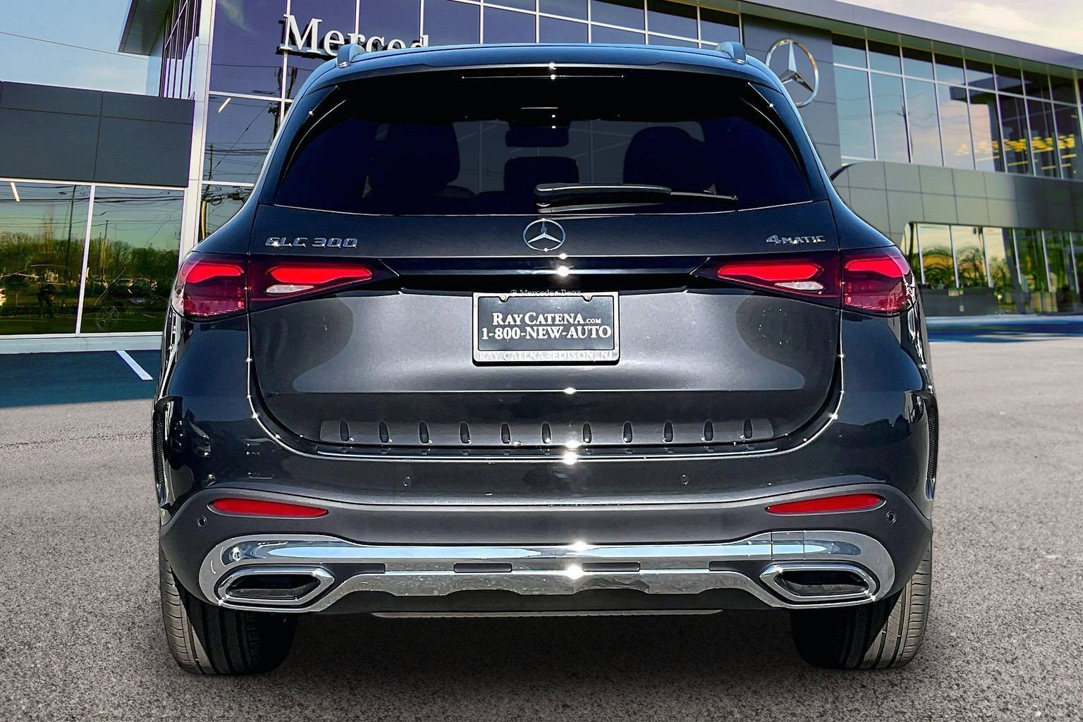 New 2026 Graphite Grey Metallic Mercedes-Benz GLC 300 image 17