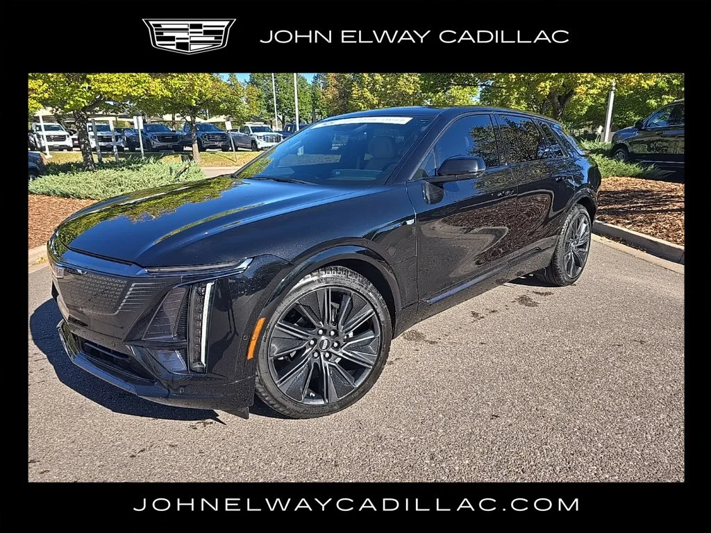 2024 Cadillac LYRIQ Sport 3