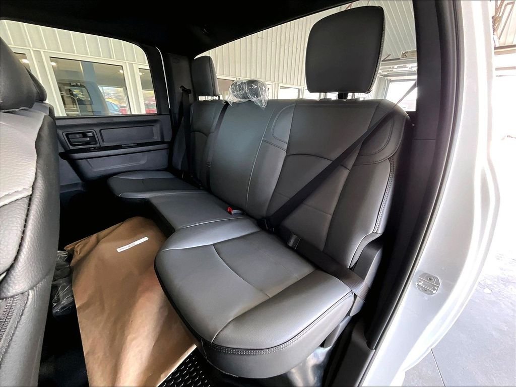 New 2026 Bright White Clearcoat RAM Tradesman image 14