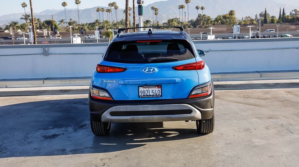 Used 2022 Black Hyundai SEL image 8