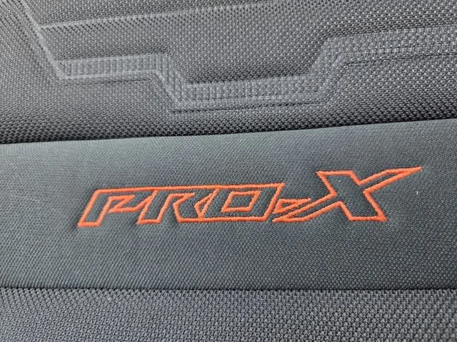 Used 2025 Black Nissan PRO-X image 19