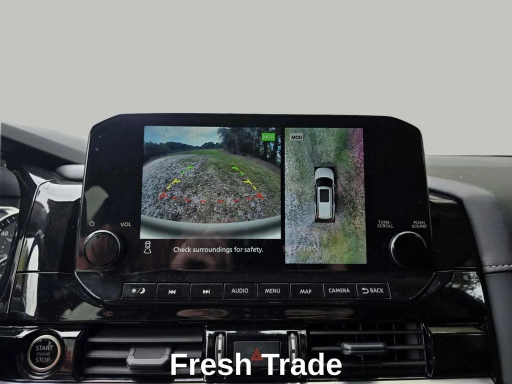 Used 2024 Pearl White Tricoat Nissan SL image 16
