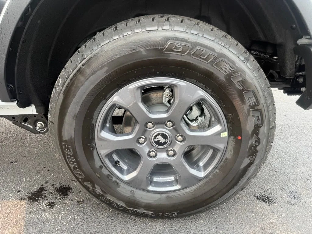 New 2026 Avalanche Gray Ford Big Bend® image 37