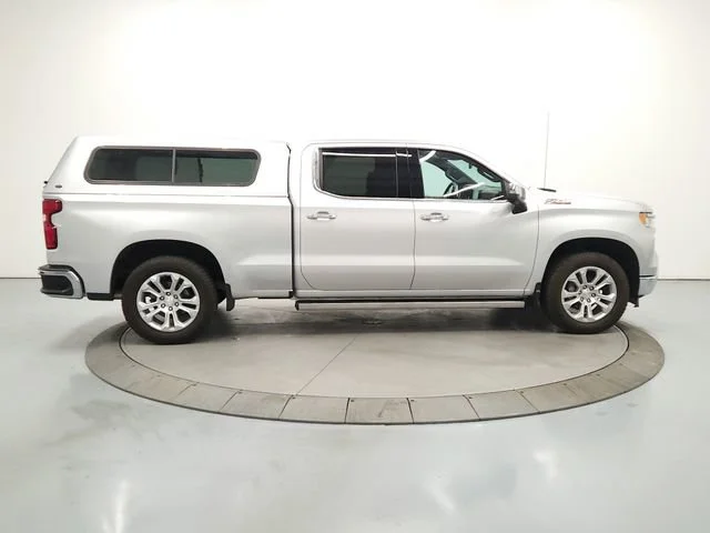 2022 Chevrolet Silverado 1500 LTZ - Photo 8