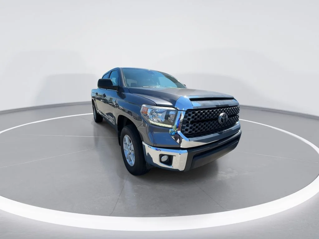 Used 2020 Gray Toyota SR5 image 3