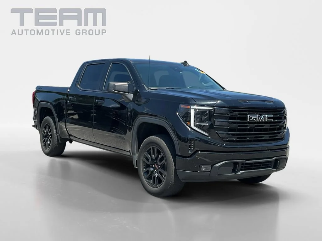 Used 2024 Onyx Black GMC Elevation image 1