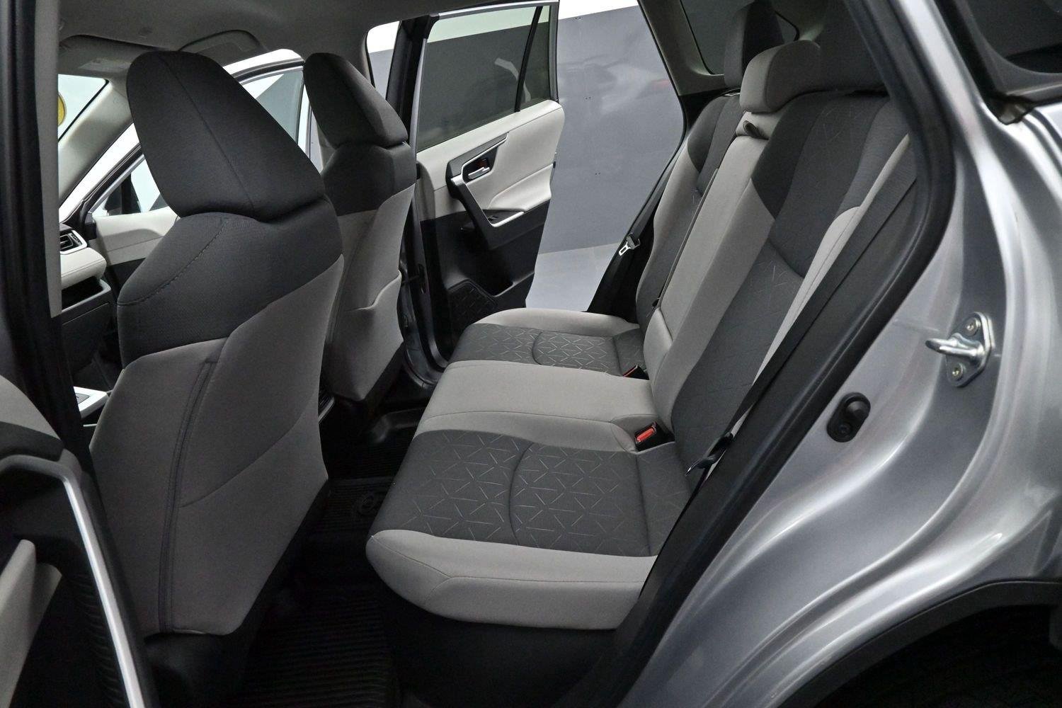 Used 2023 Silver Sky Metallic Toyota XLE image 28