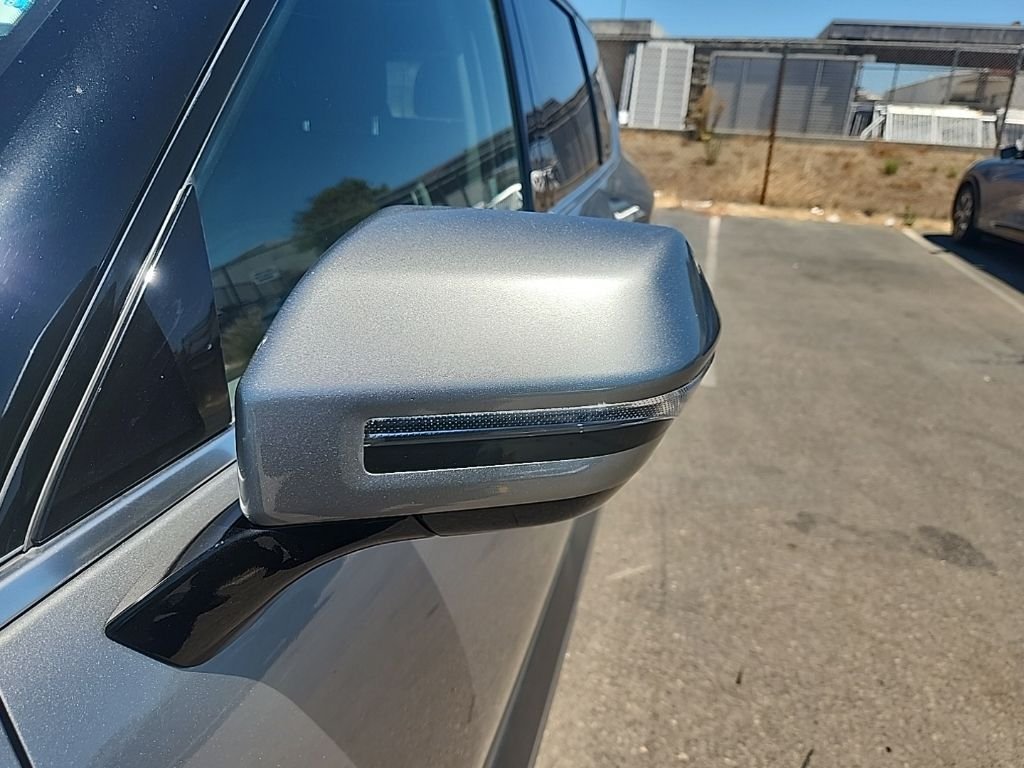 Used 2024 Gray Kia Light image 7