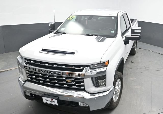 Used 2022 White Chevrolet LTZ image 27