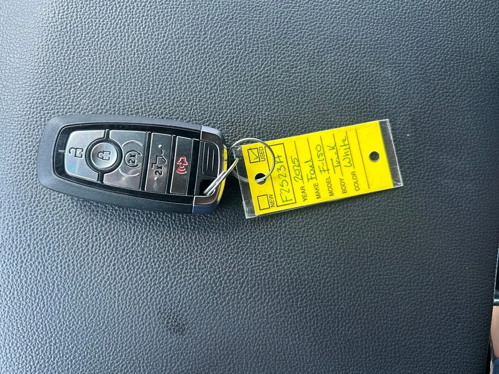 Used 2025 White Ford Lariat image 16