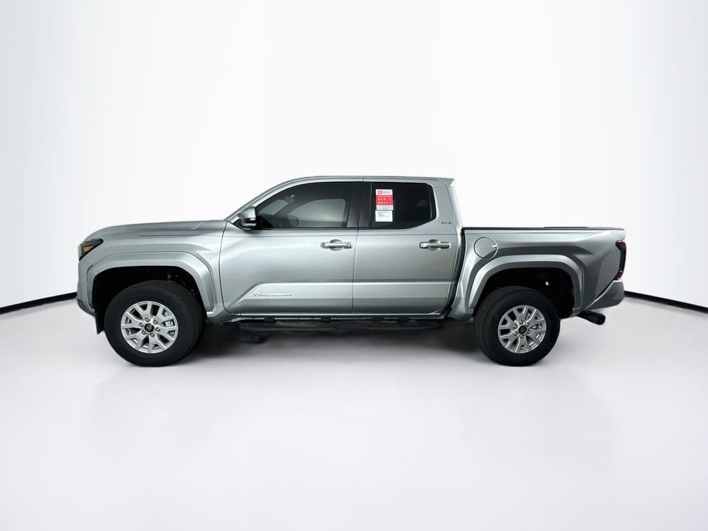 Used 2025 Silver Toyota SR5 image 6