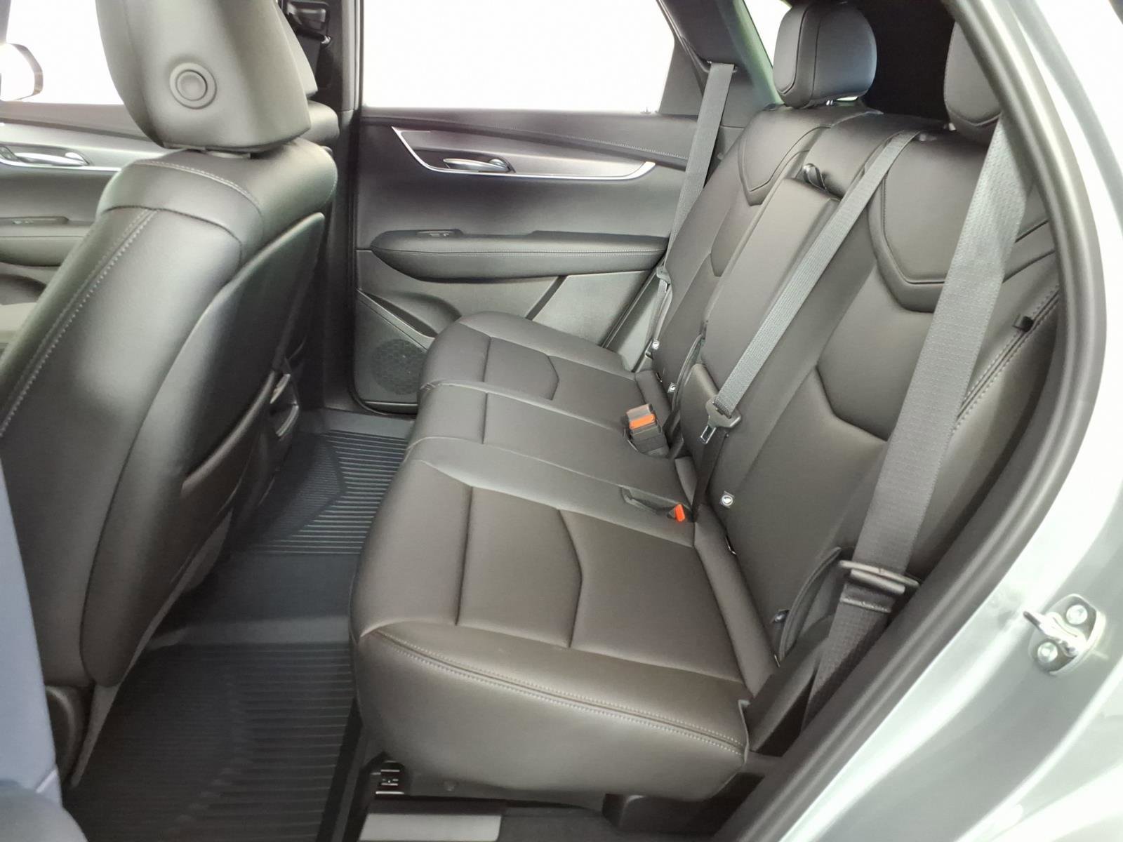 2026 Cadillac XT5 Luxury - Photo 6
