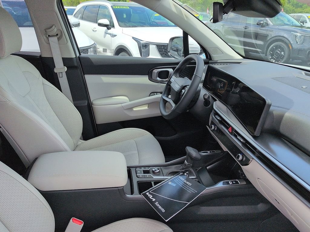 New 2026 Glacial White Pearl Kia S image 7