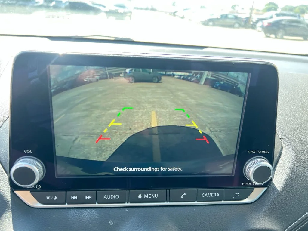 Used 2024 Gray Nissan SV image 21