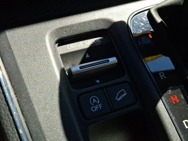 Certified Used 2024 Gray Honda LX image 24