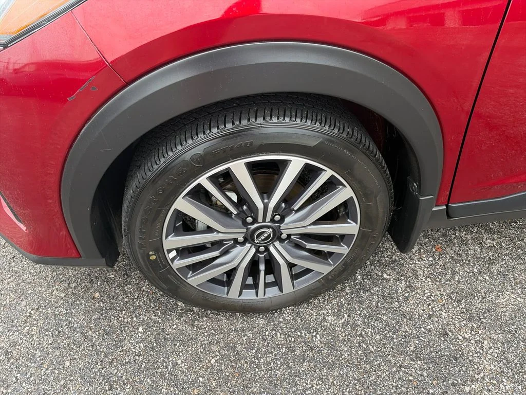 Used 2024 Red Nissan SV image 32