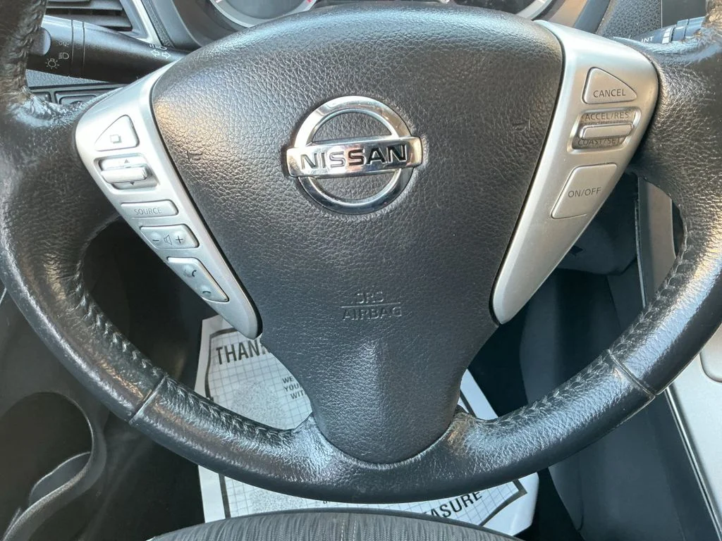 Used 2015 Gray Nissan SV image 18