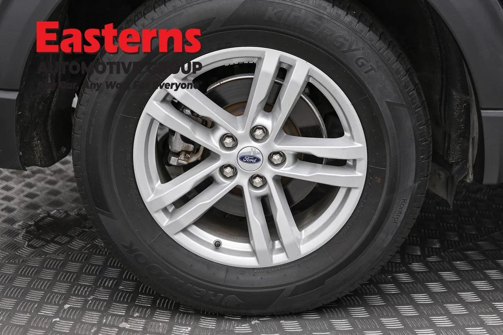 Used 2022 Black Ford XLT image 30